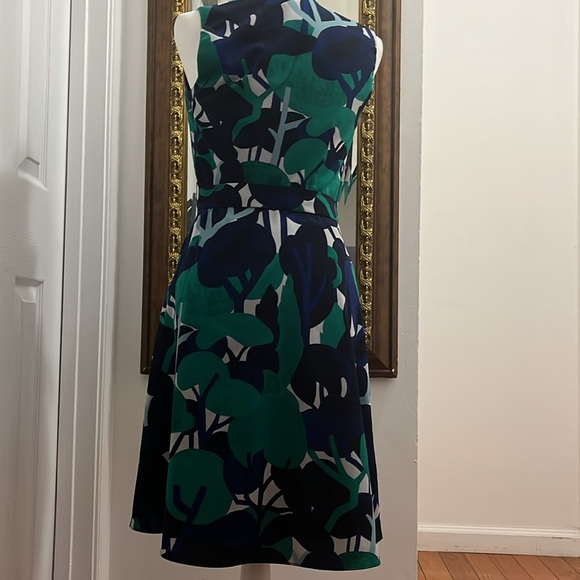 Anna Taylor Elegant Blue and Green Patterned Dress size 2 - Picture 5 of 10
